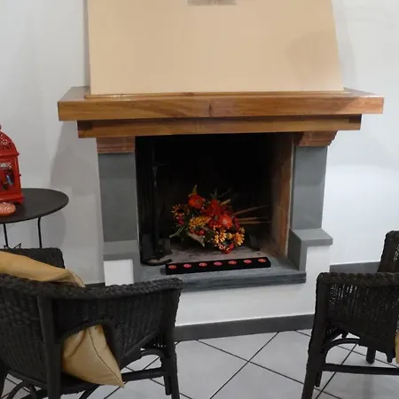 Lucas Luxury House Nicola